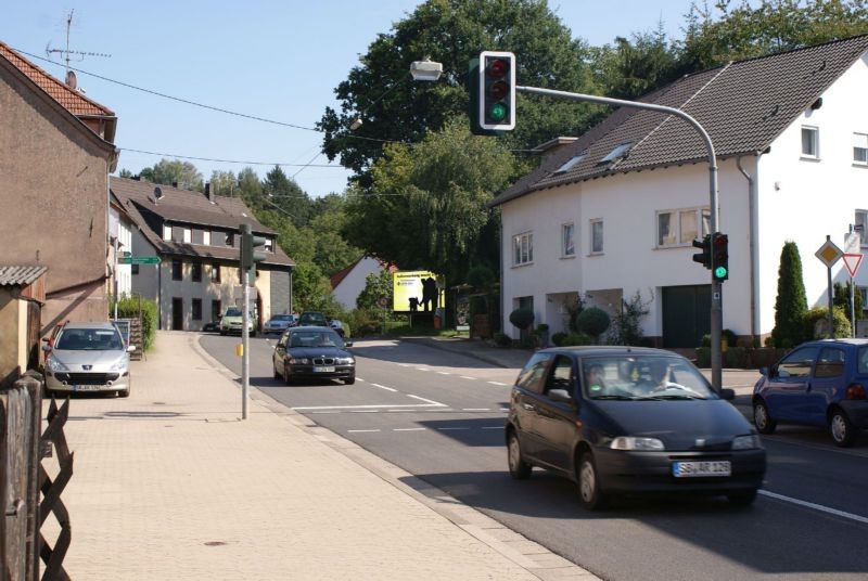 Provinzialstr (L 107) /Talweg nh HST