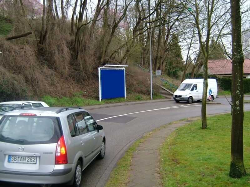 Theodor-Heuss-Str  Kreisverkehr