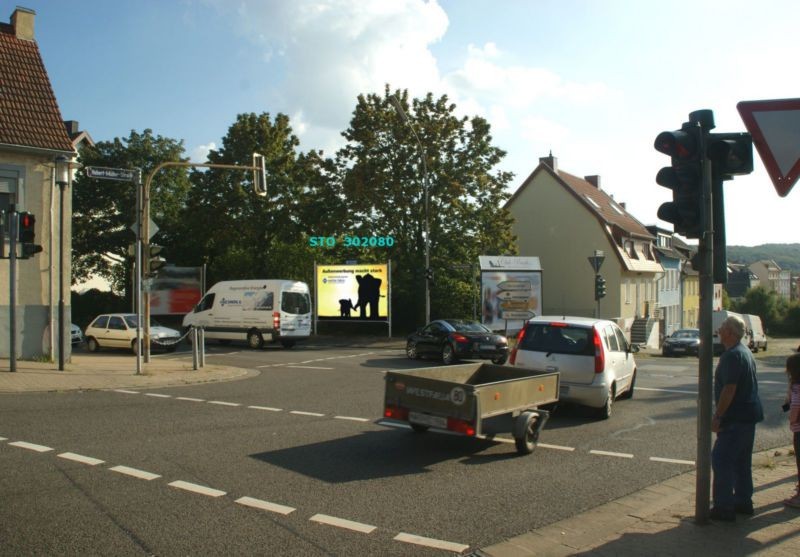 Von-der-Heydt-Str/Hubert-Müller-Str/POS mi/Ampel/E