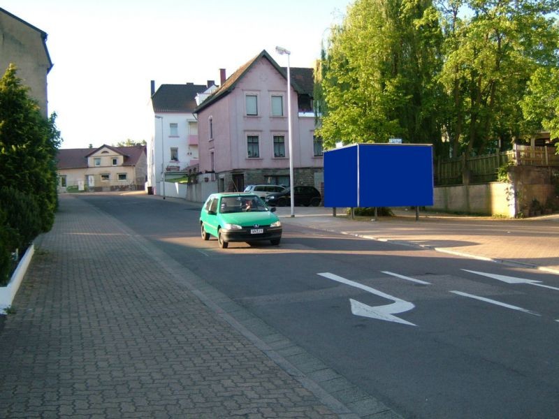 Vereinshausstr. 4