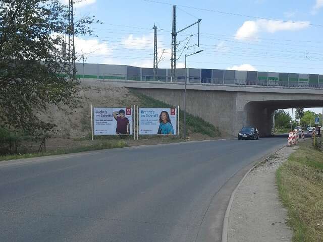 Meissner Str vor Bahnbrücke li