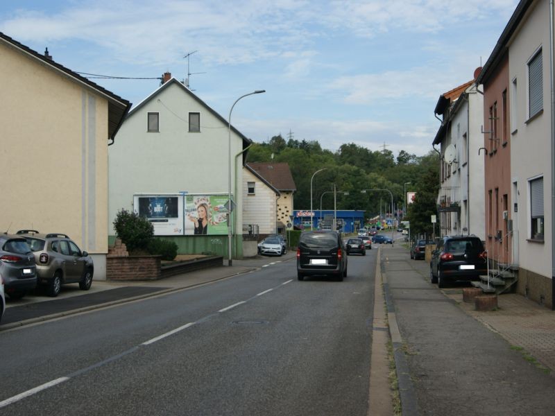 Hallerstr  14 Quer / Kaufland - Aral Tkst nh /Wehrden   W