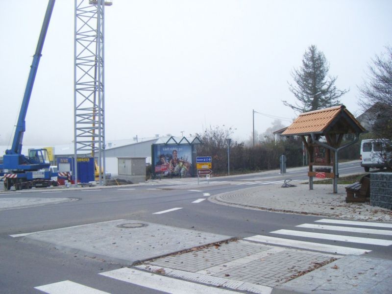 Bahnhofstr Kreisverkehr aw (L 133) Lidl Aldi nh