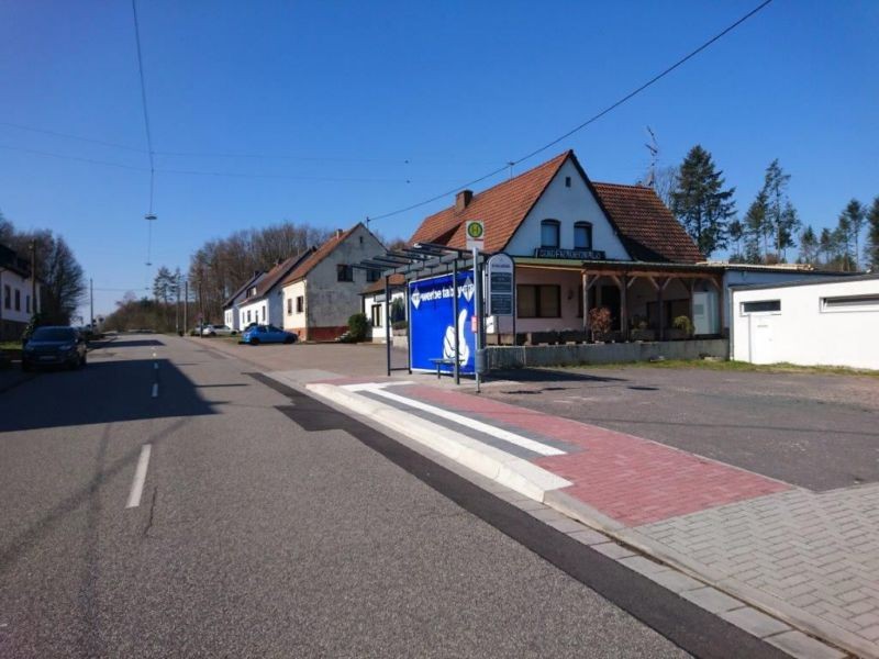 Schwalbacher Str Sportplatz HST Ortsausgang