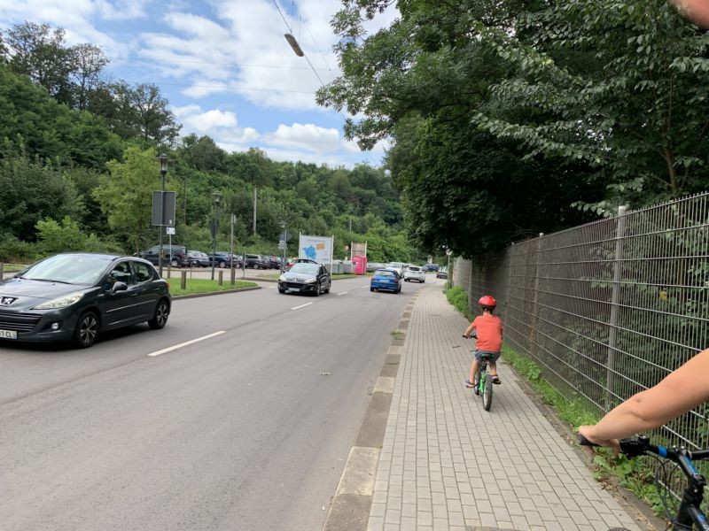 Deutschmühlental/Gersweilerstr Eingang DFG gg Rtg Innenstadt A620