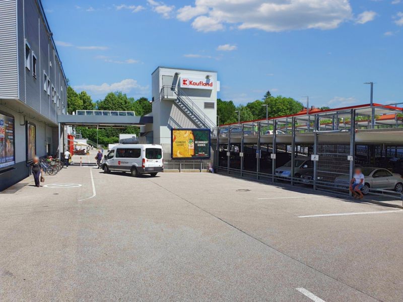 Theresienstr. 2 Kaufland Einf.