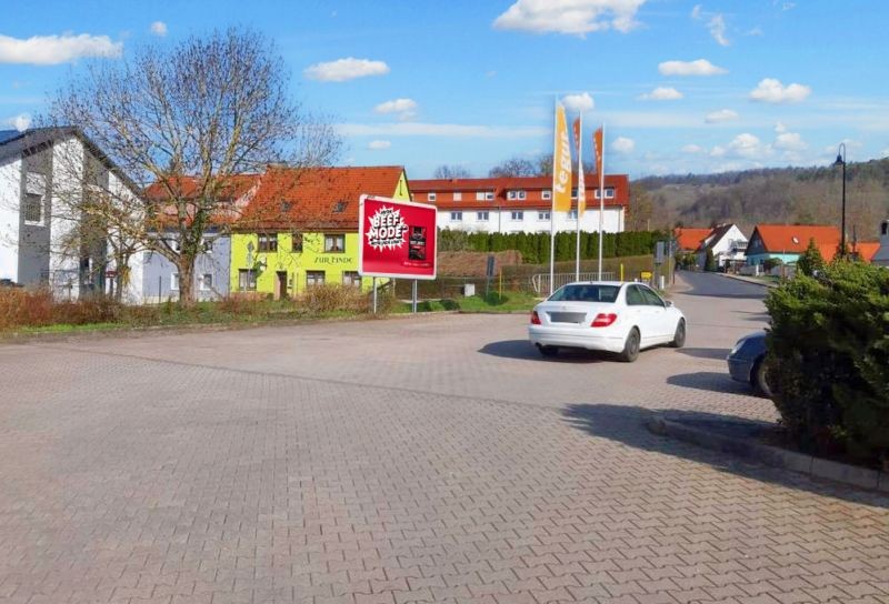 Bahnhofstr. 35 Tegut Einf.