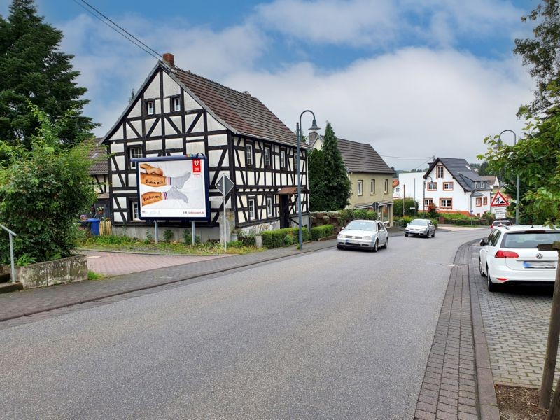Hauptstr  11