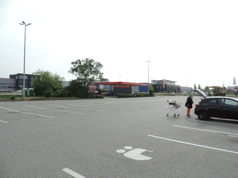 Bataverstr. 93 Kaufland Einf.