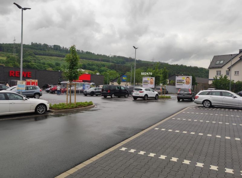 Borghausen 13 Rewe Wodniok Eing.