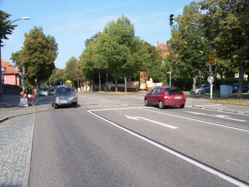 Robert-Franck-Allee b.Tennisplatz (S.48)