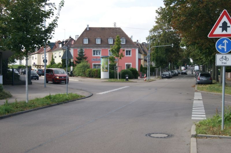 Gänsfußallee bei Haus Nr.50