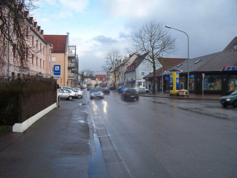 Offizial-Schmid-Straße/Bahnhofstraße