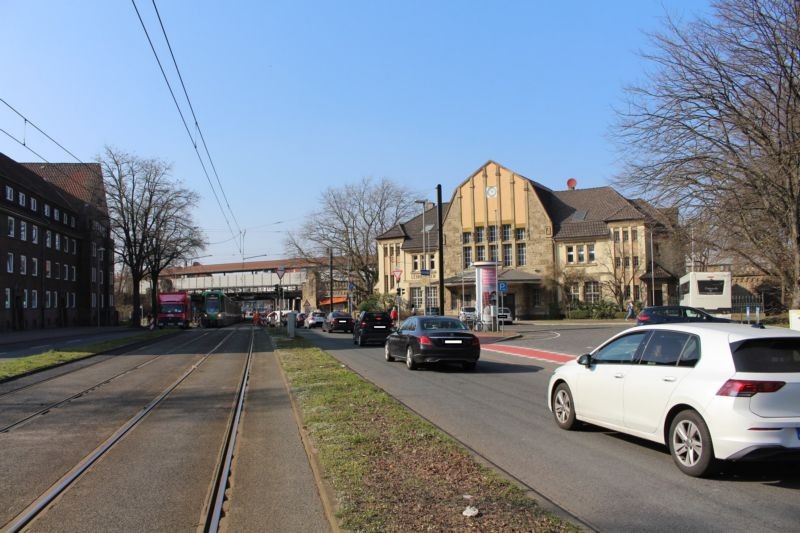 Herrenhaeuser Str. Vorpl. Bhf.Leinhausen