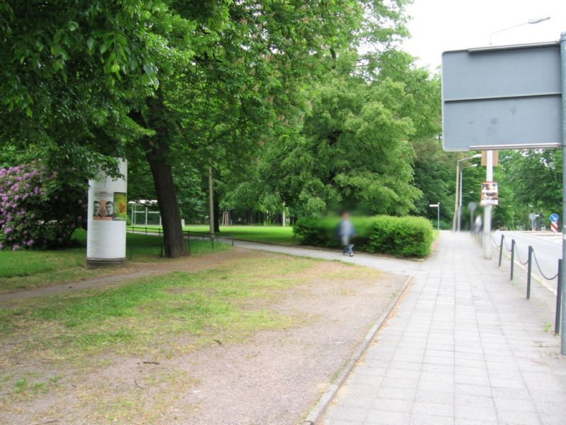 Dr.-Kahlbaum-Allee/Ständehaus