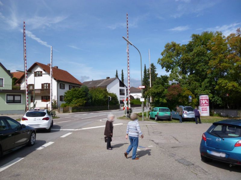 Wendenstr. b. Bahnübergang