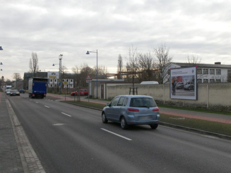 Dessauer Str. (B 185) Teichweg