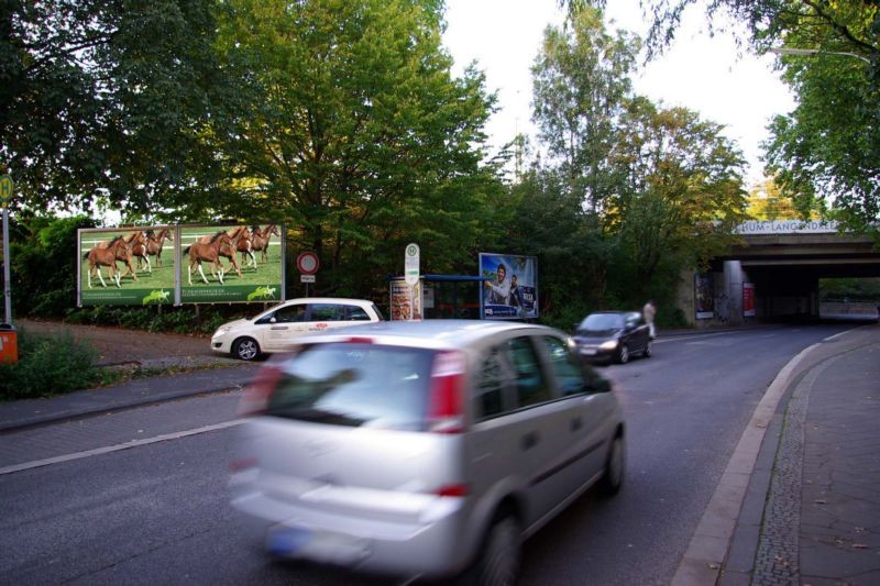 Ümminger Str.  Ri. Brücke li. an DB Dienstweg