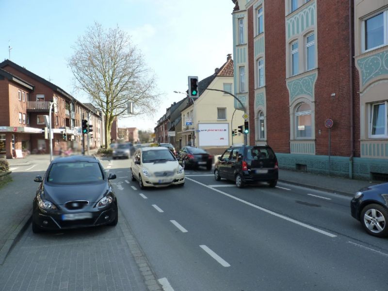 Bahnhofstr. 62 (K 46)  / Meinertstr. quer