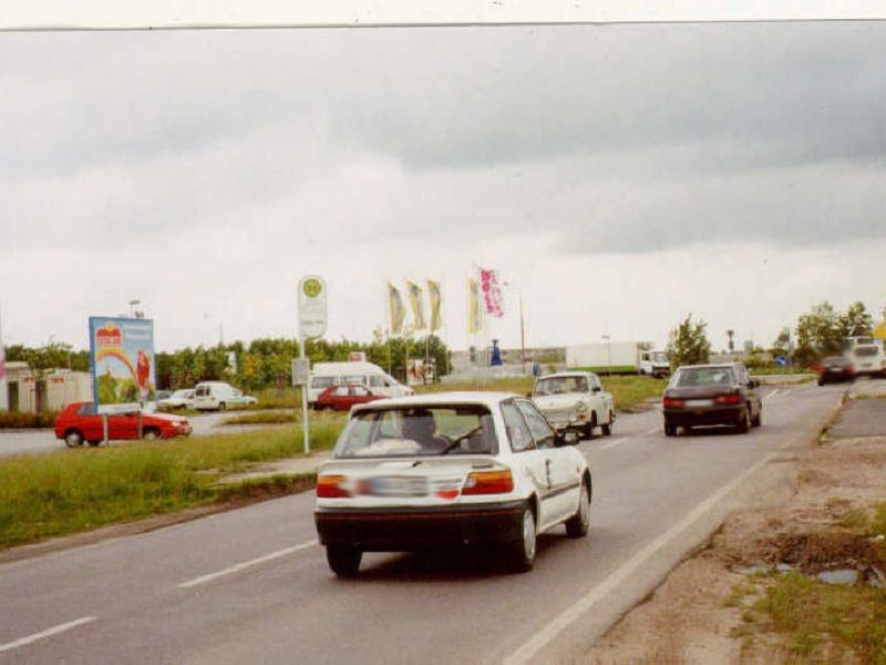 Zscherbener Landstr. /HSt. Abzw. Zscherben li.