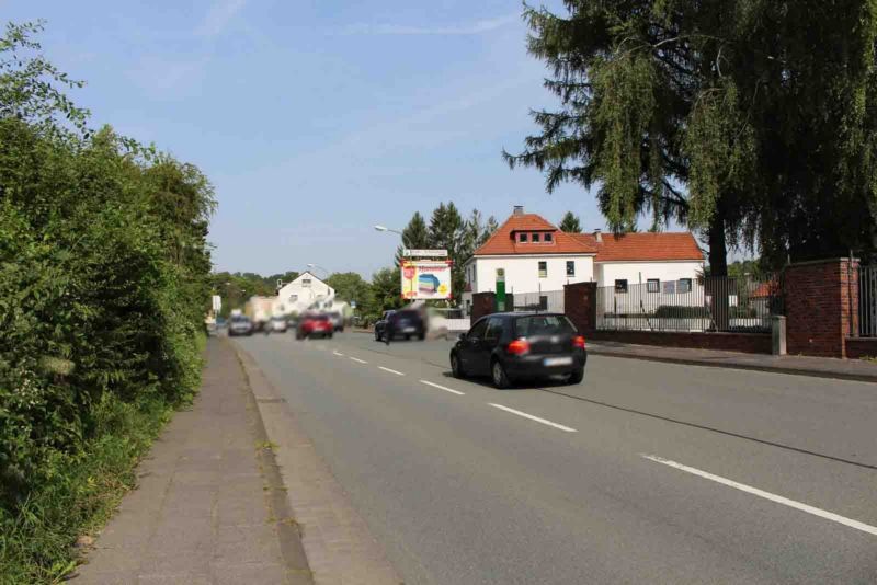 Brenkhäuser Str. 38 (B 239) VS