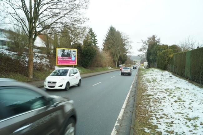 Odenwaldstr.  / geg. Einm. An der Modau quer