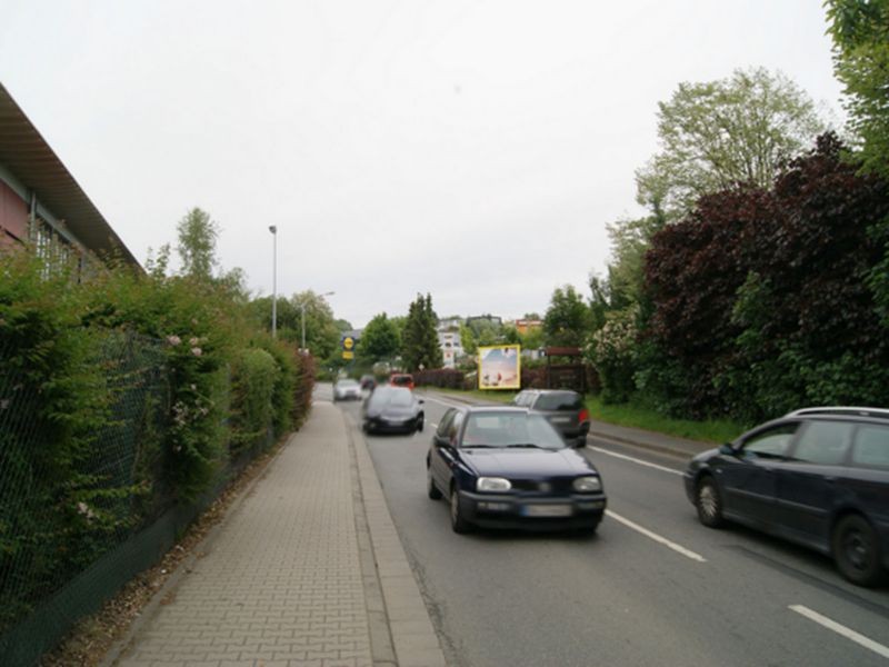 Roßdörfer Str.  / Bahnhofstr.