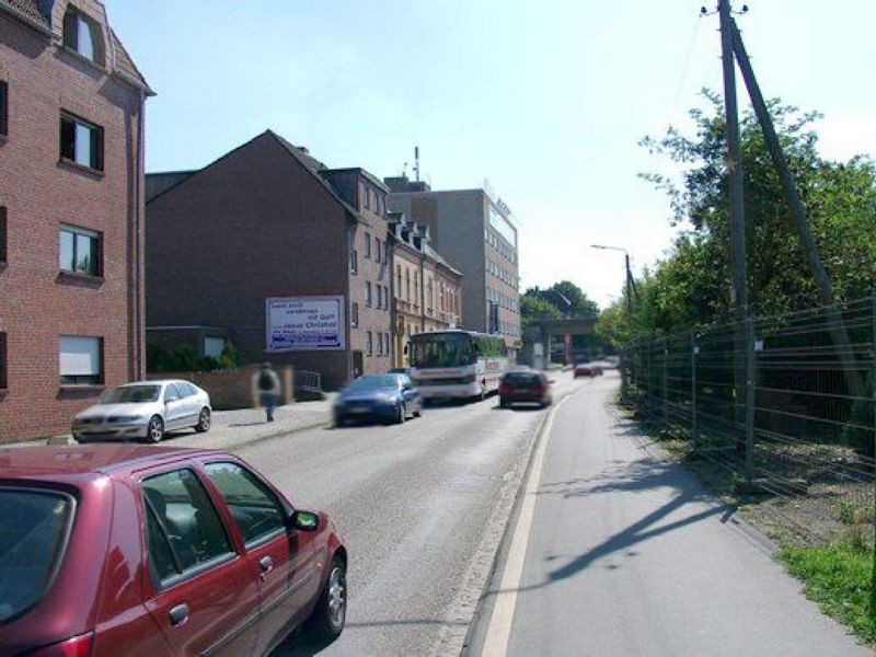 Friedenstr. 72a  quer