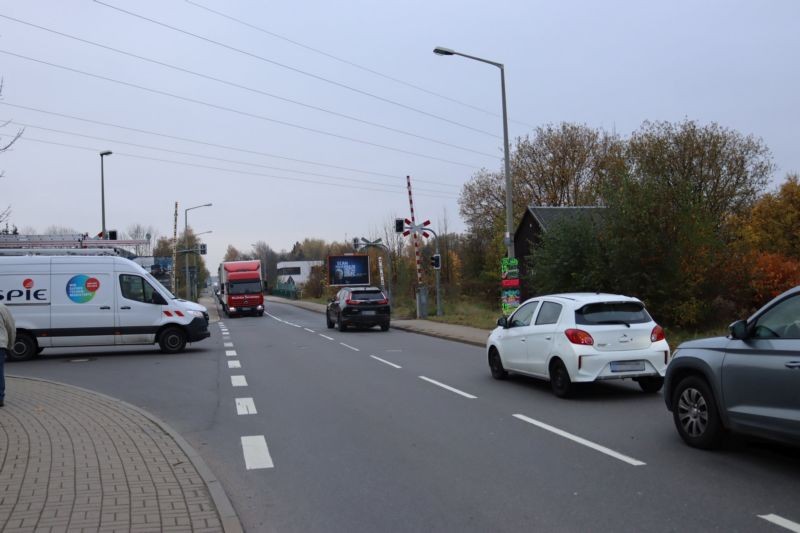 Frauensteinerstr. (S 184)  / Nh. Bahnüberg. quer VS