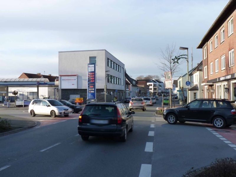 Hellweg 25-27 (B 1)  / Berger Str. (L 735) quer