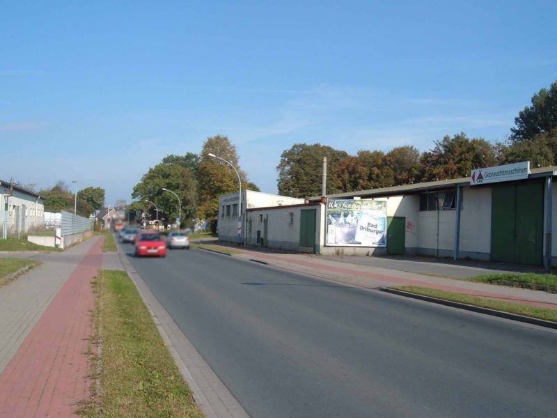 Triftenstr. 111  gg. LHG-Tankstelle