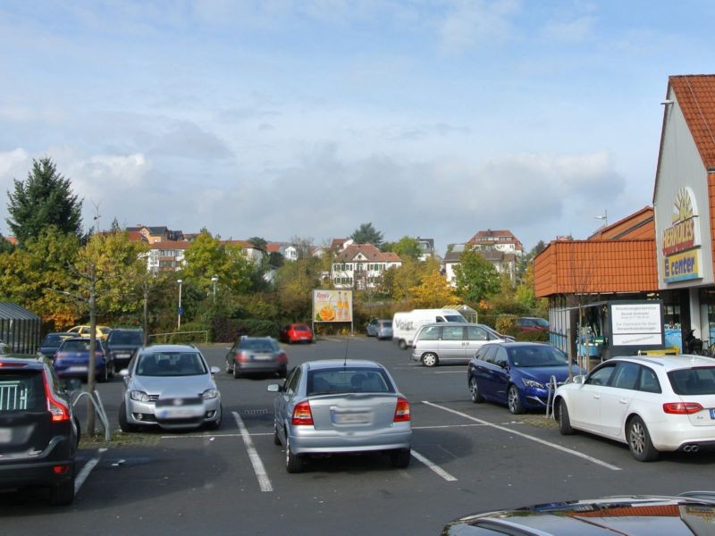 Odershäuser Str. 10  / geg. Eing. Getränkem.