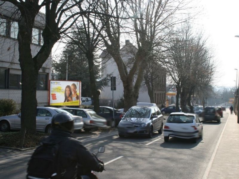 Bahnhofstr. 71-77  li. schr.