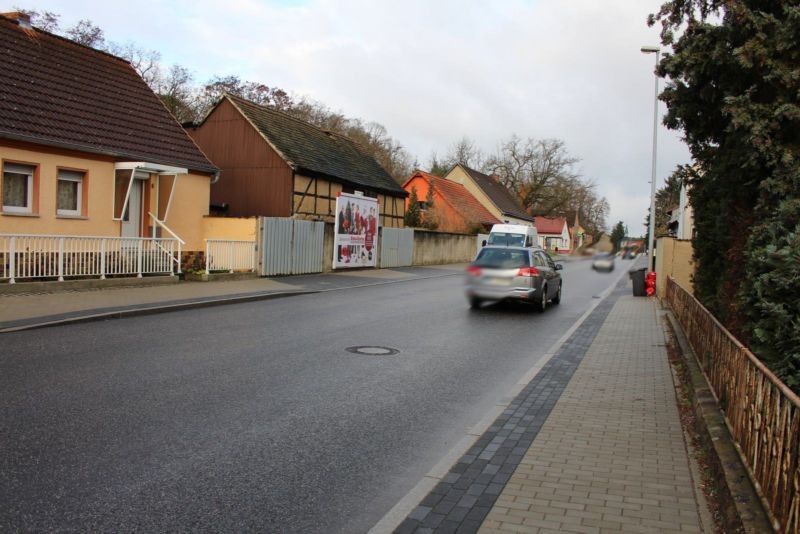 Bahnhofstr. 17 (B 102)  / Ri. Bad Belzig