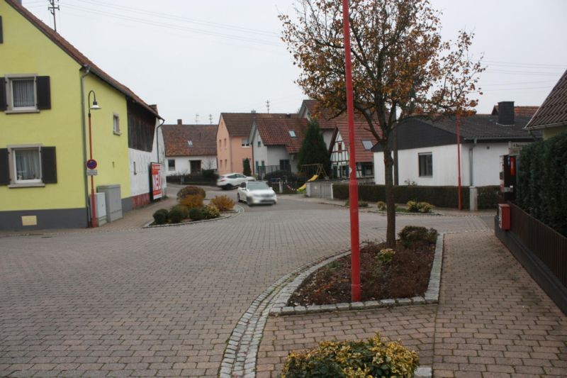 Ketteler Str.  / Niederfeldstr. quer