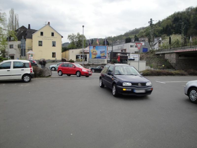 Koblenzer Str. 1 (B 9)  / Mühltal 1 (L 207) / (PP) Getränkem.