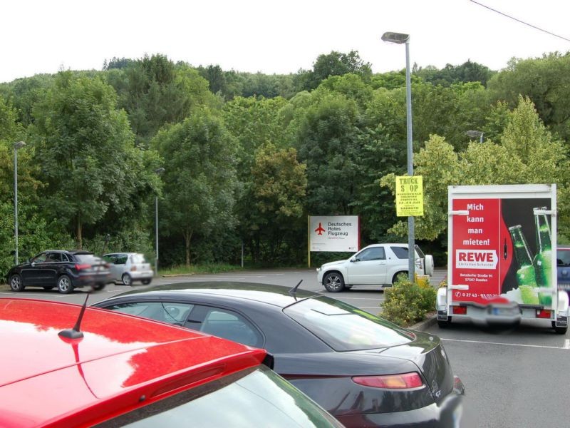 Betzdorfer Str. 91a  / (PP) re.