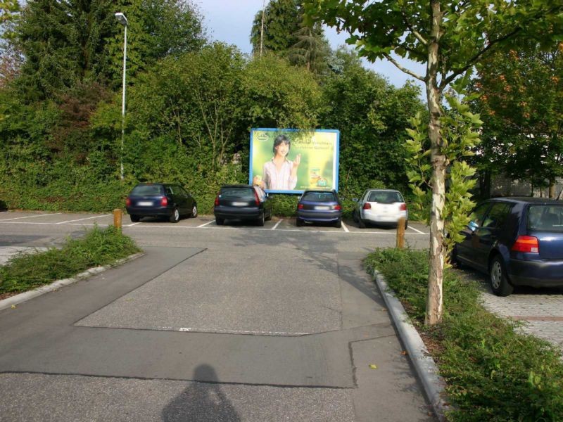 Weissenburger Str. 16  / geg. Getränkem.