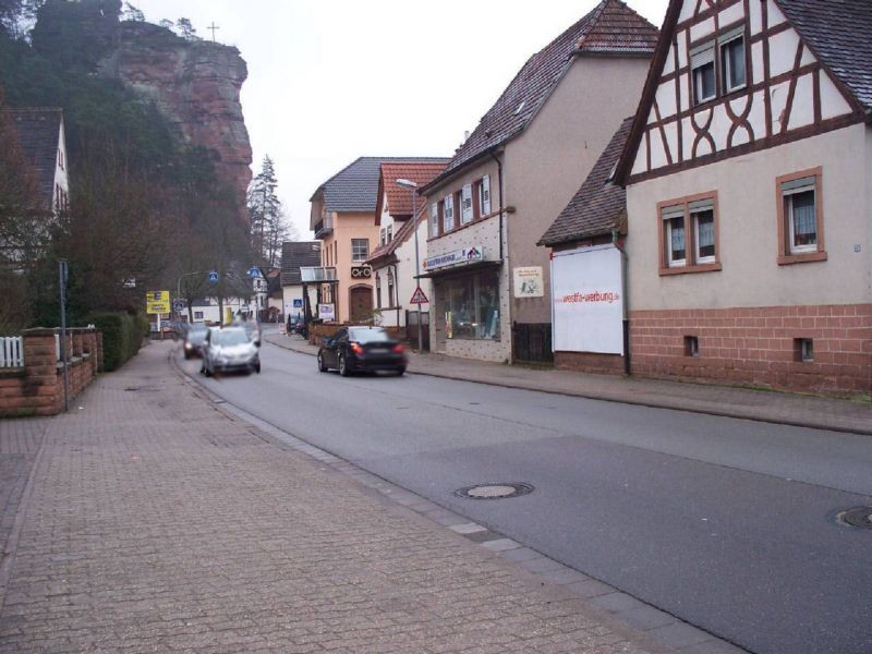 Pirmasenser Str. 55 (B 427)