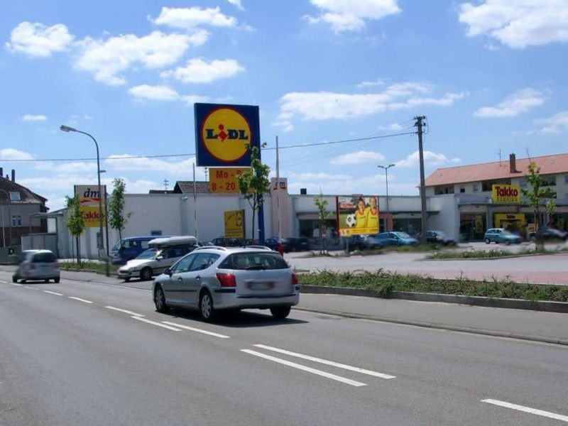 Staatsstr. 8 (L 516)  / (PP) geg. Lidl VS