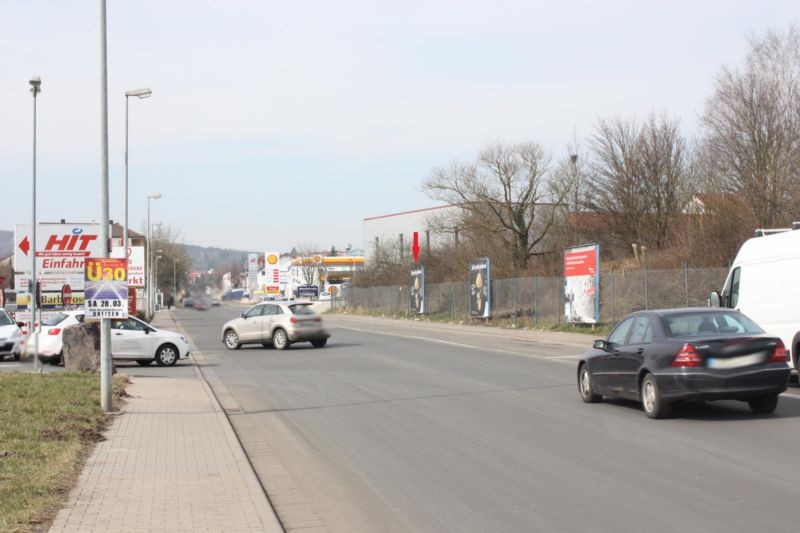 Konrad-Adenauer-Str. 1  / Hit li.
