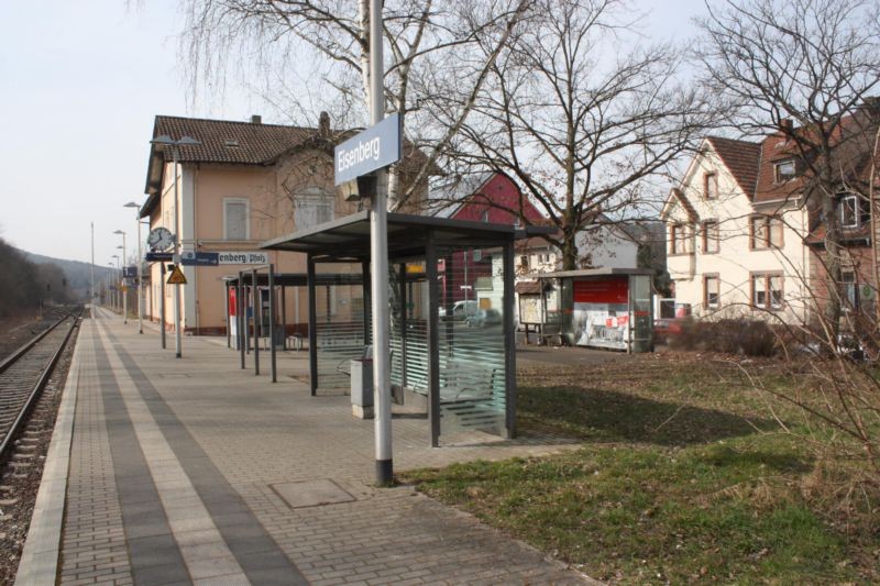 Bahnhofsvorplatz