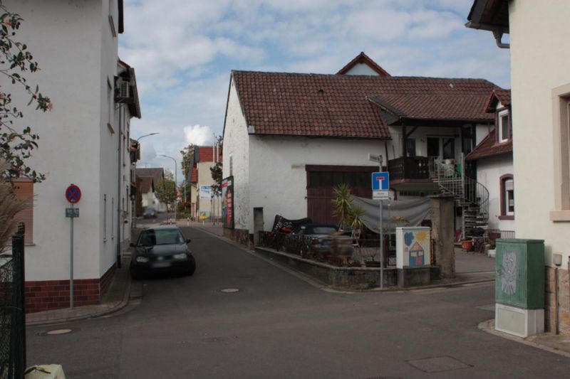 Raiffeisenstr.