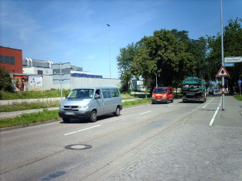 Hermann-Mitsch-Str.  / Rothaus Arena Einf. re.