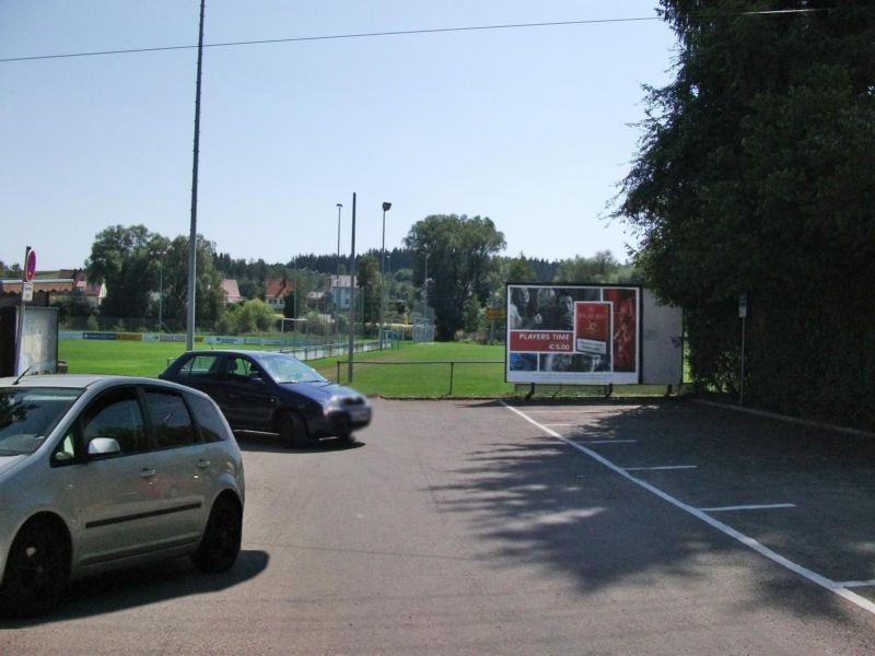 Weilerweg 20a Sportplatz