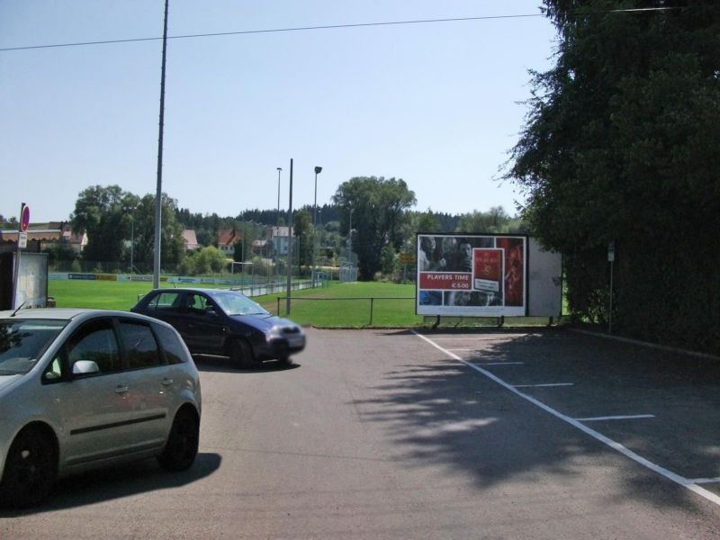 Weilerweg 20 a Sportplatz