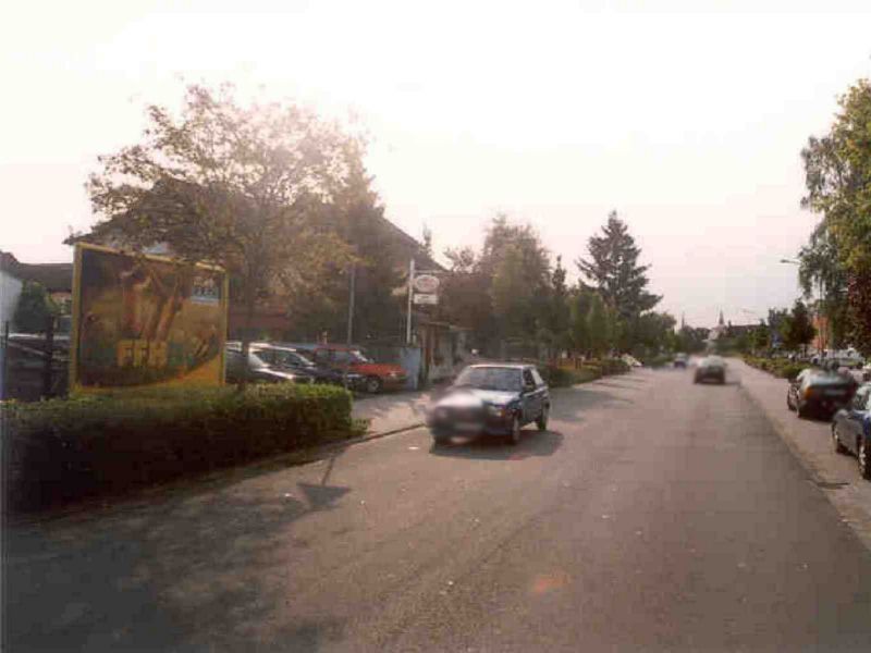 Waldstr.  61