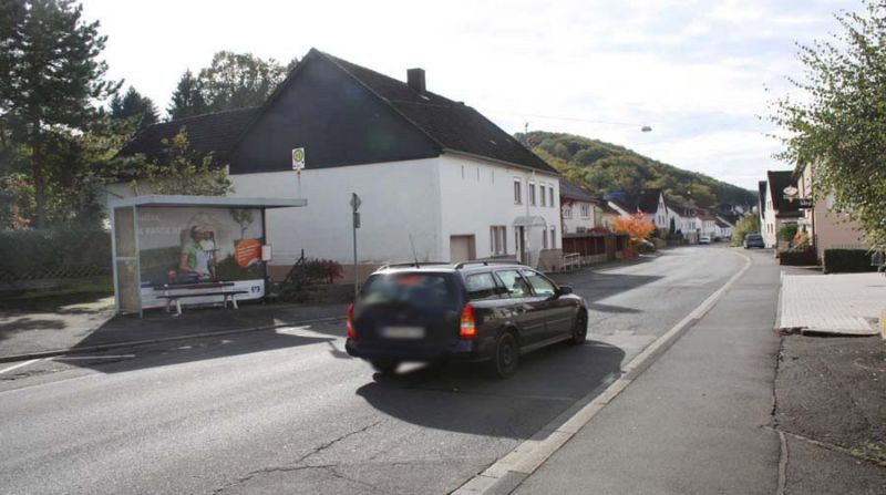 Weierbacher Str.  Gemeindehaus