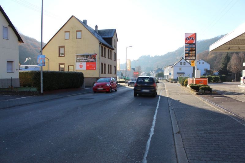 Tiefensteiner Str. 193 (B 422)