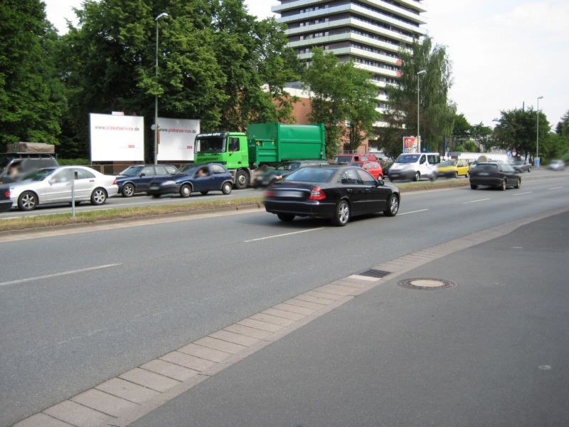 Bayreuther Str. (B 85)  / Melkendorfer Str.